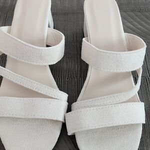 Casual Cream White Women's Sandals 8-8.5